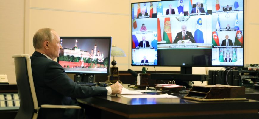 Путин принял участие в юбилейном заседании Совета глав государств СНГ