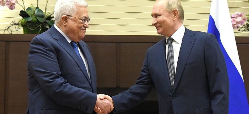 В Сочи Путин встретился с Президентом Палестины